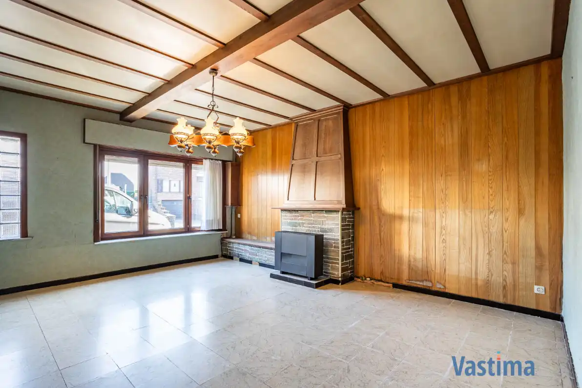 Te renoveren woning met 3 slaapkamers en tuin foto 2