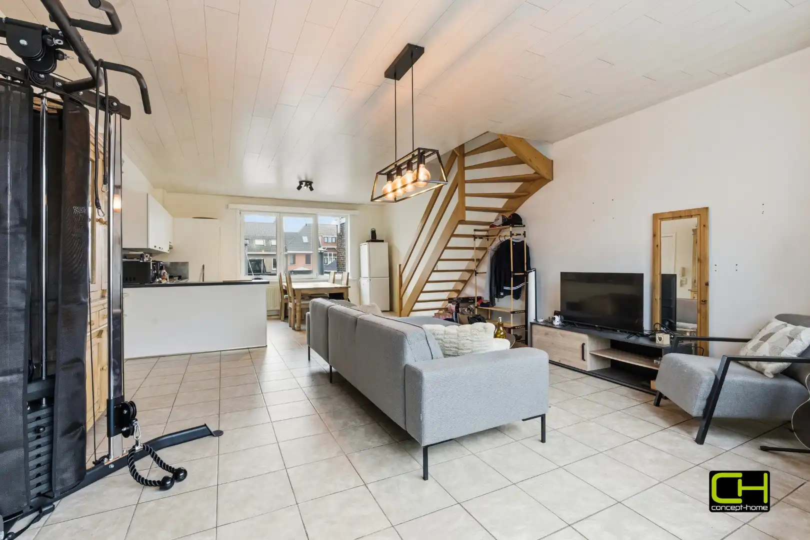 Duplexappartement met twee slaapkamers te koop in Mariakerke foto {{pictureIndex}}