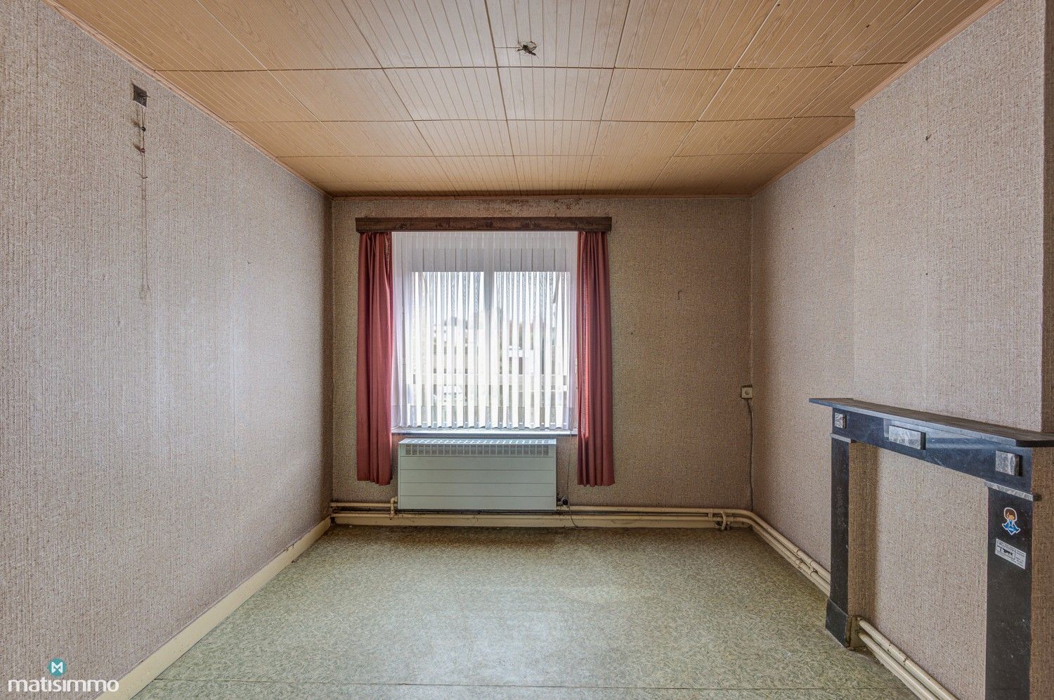 GEZINSWONING MET RUIME TUIN EN DRIE SLAAPKAMERS IN MARTENSLINDE foto 18