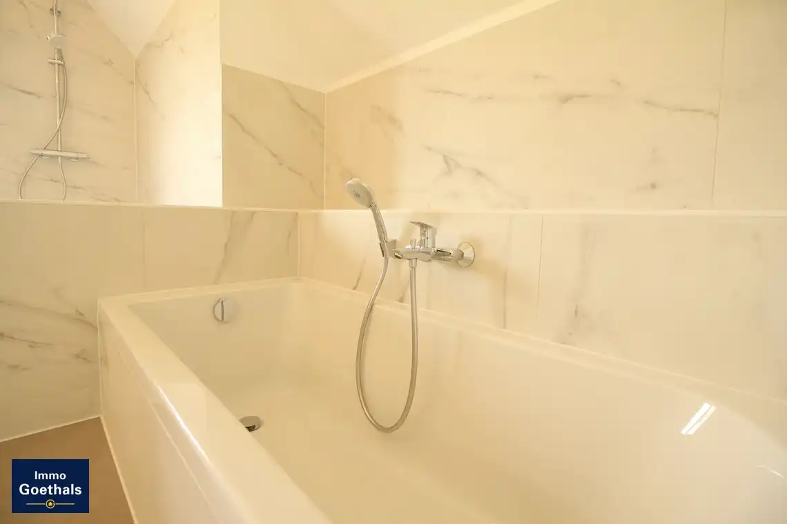 Ruime en recente pastoriewoning te huur in Zulte-Machelen foto 18