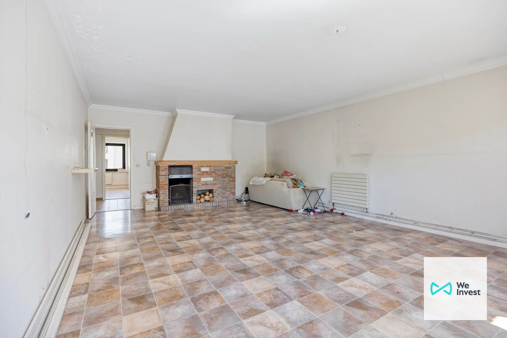 Ruim 2-slaapkamerappartement met balkon en binnenstaanplaats foto 5