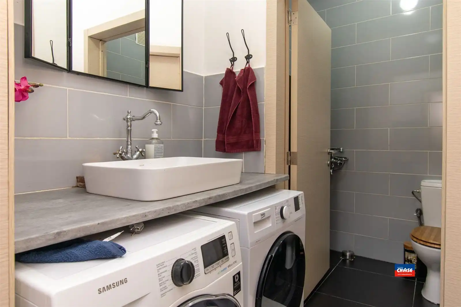 Hoekwoning met 2 tot 3 slpks, stadstuin en garage foto 18