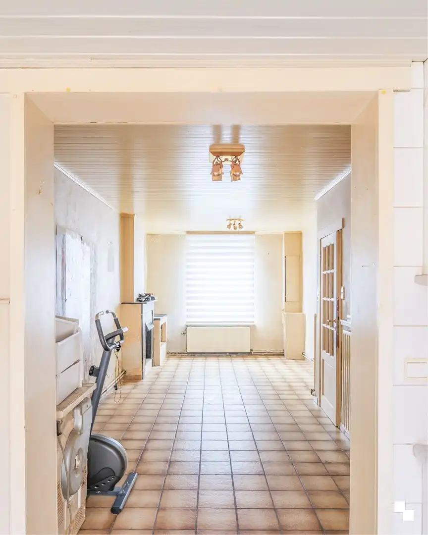 Te renoveren rijwoning met vier slaapkamers te Ledeberg foto 4