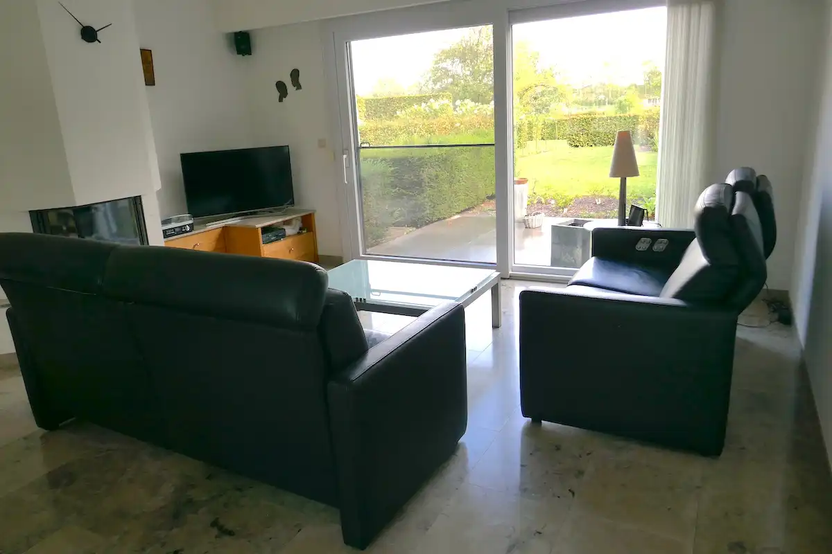 Charmante villa met kangoeroewoning of home office foto 6