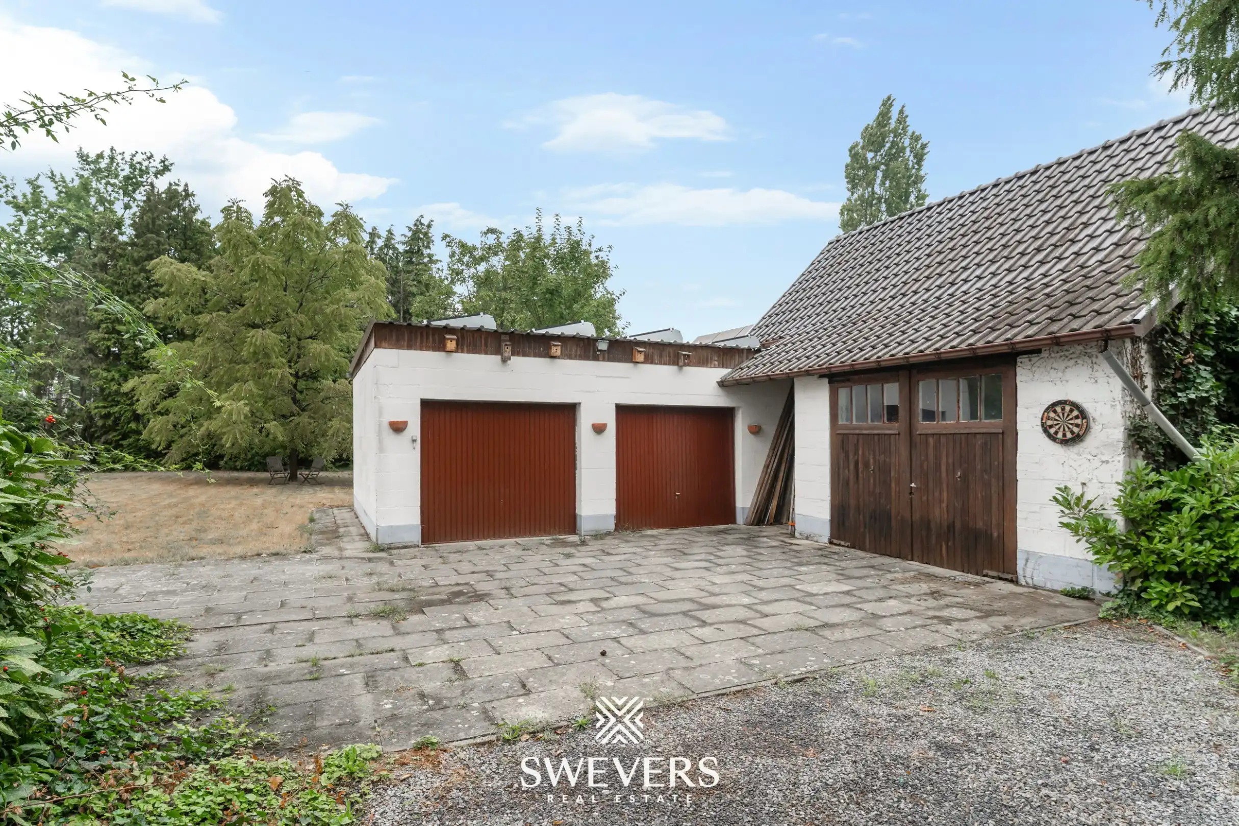 Karaktervolle herenwoning op knap perceel (20are) tegenover be-MINE foto 42
