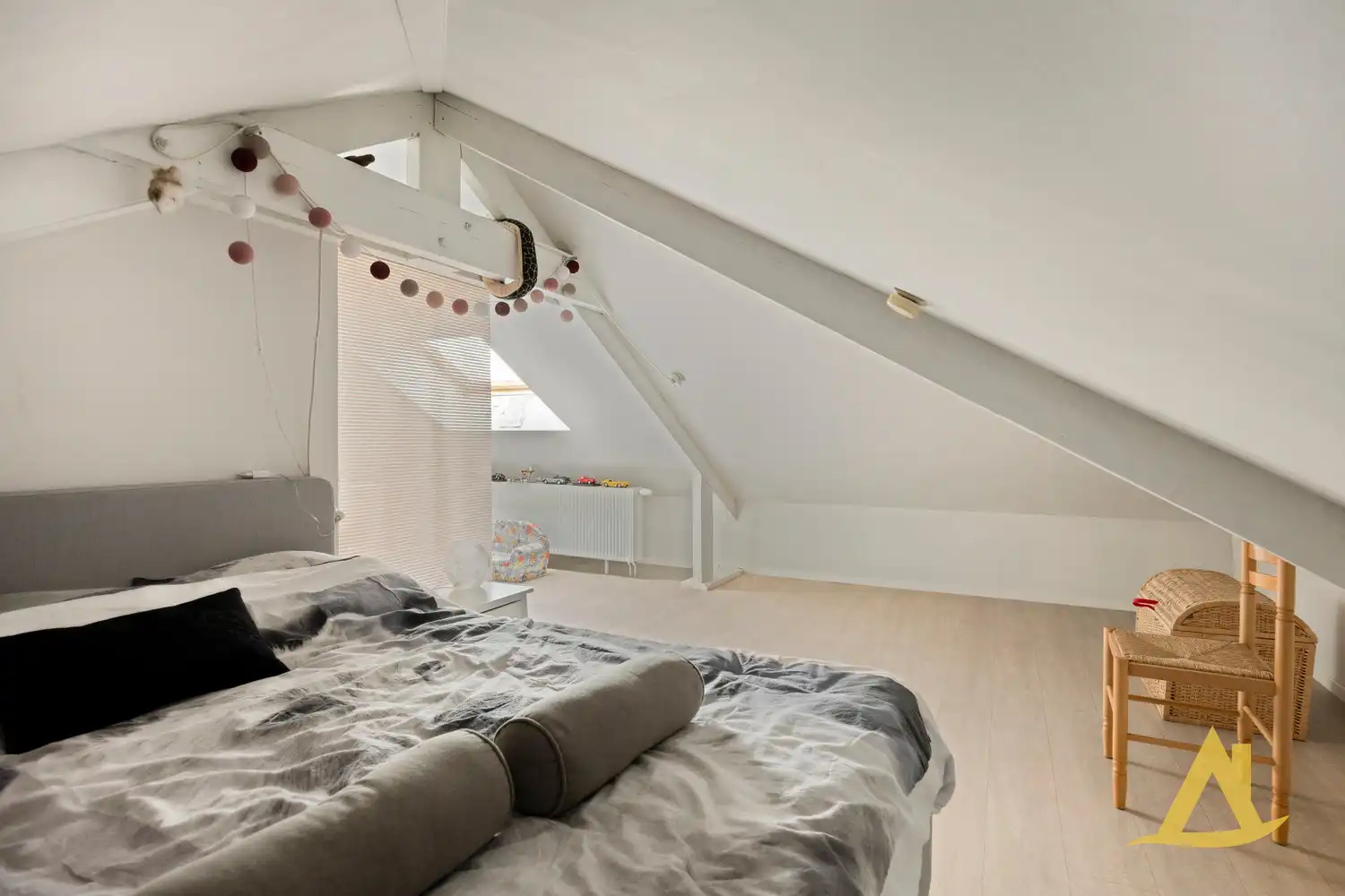 PRACHTIGE WONING IN LANDELIJKE STIJL TE LOKSBERGEN! foto 29