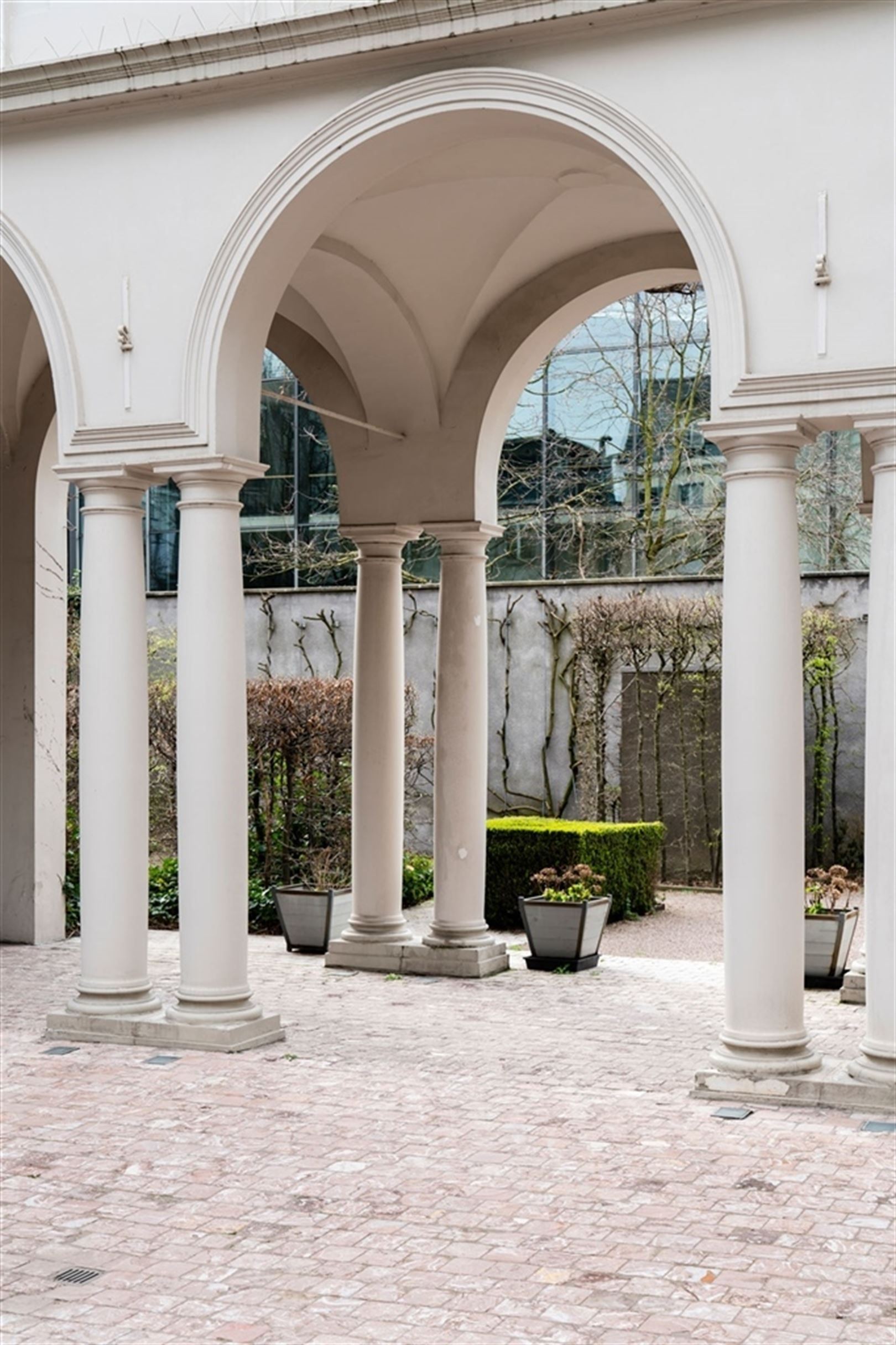 Karaktervolle kantoorruimte te huur in uniek Stadspaleis foto 12