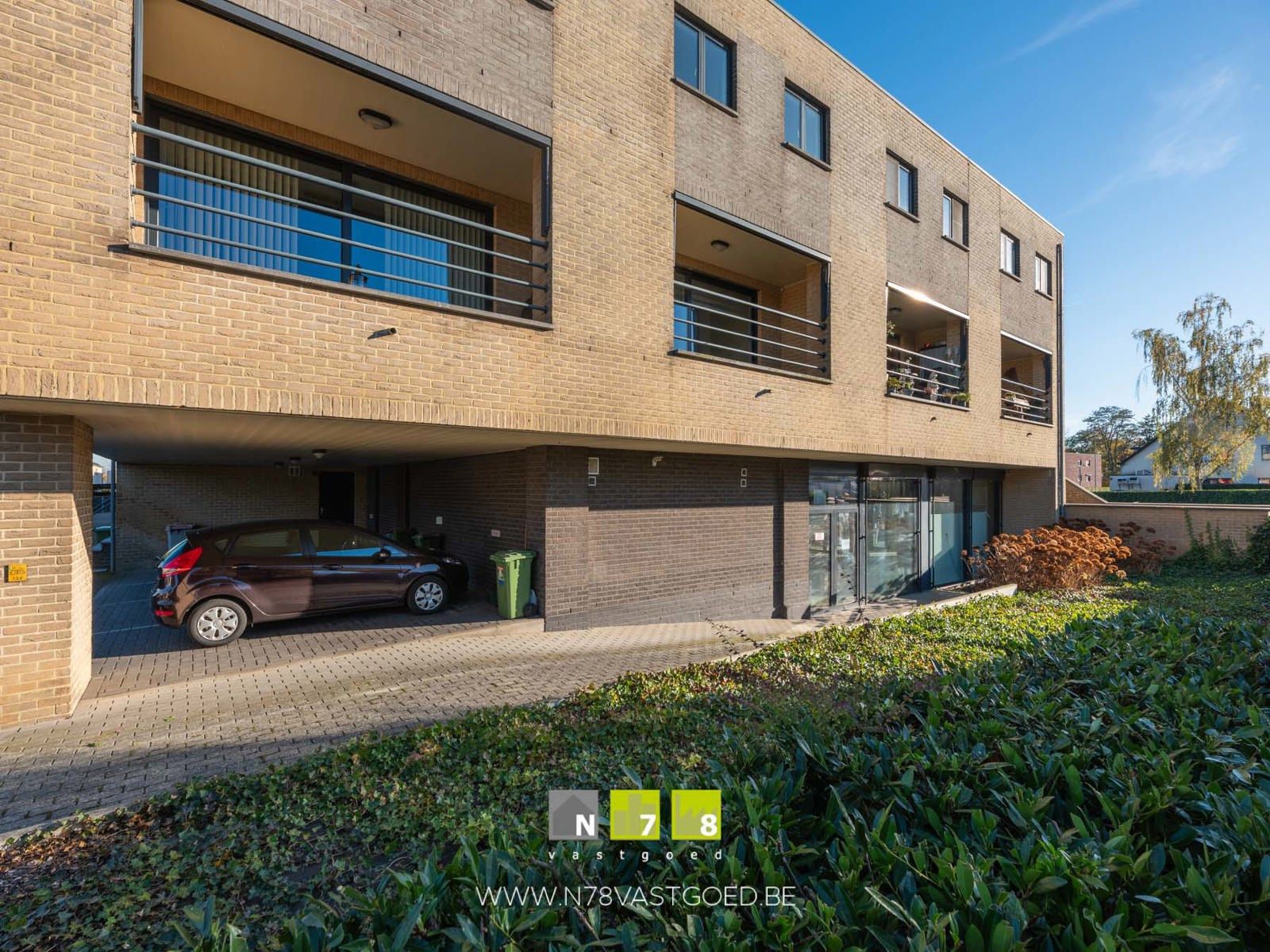 Commerciële ruimte te huur foto 35