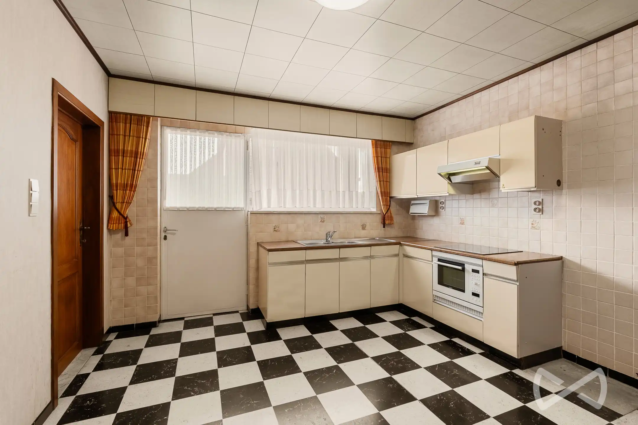 TE KOOP | Open bebouwing met 3 slaapkamers op 10 are in Paal foto 7