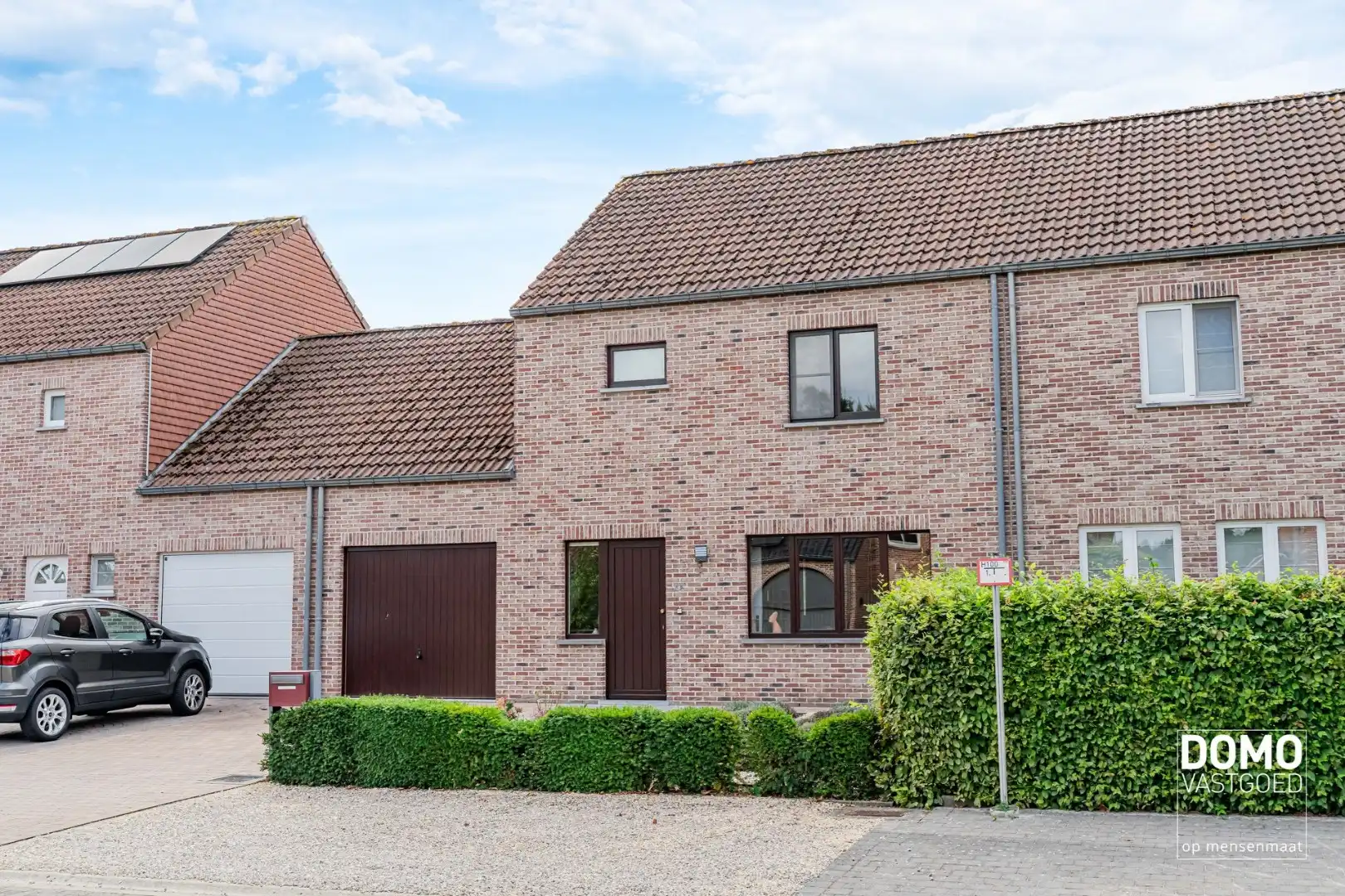 ZUIDWESTELIJK GEORIËNTEERDE DOORZONWONING MET LICHTRIJKE AANBOUW, GEZELLIGE TUIN EN RUIME GARAGE TE KURINGEN (HASSELT)  foto 34