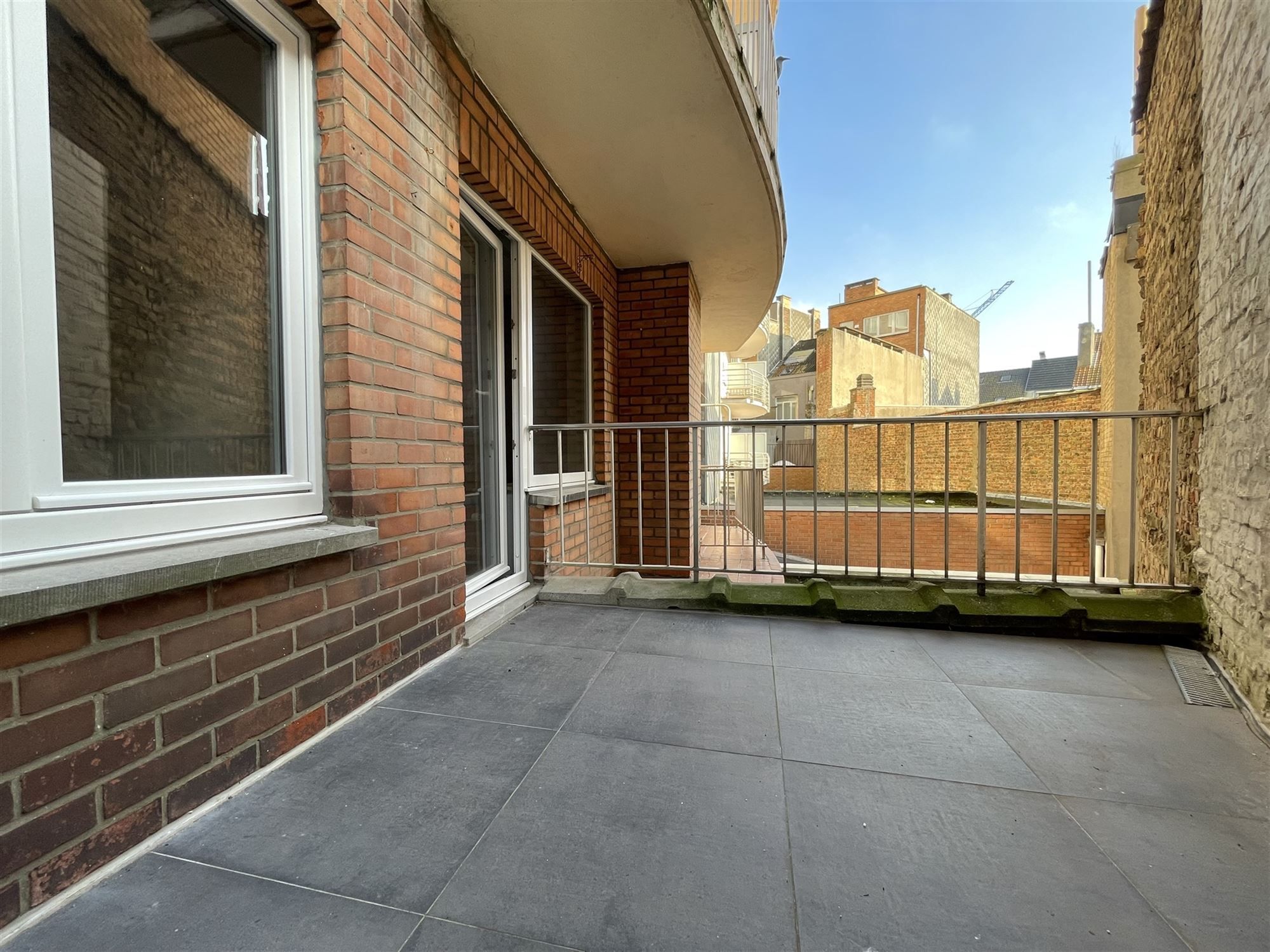 Appartement met 2 slaapkamers op de zeedijk foto 9