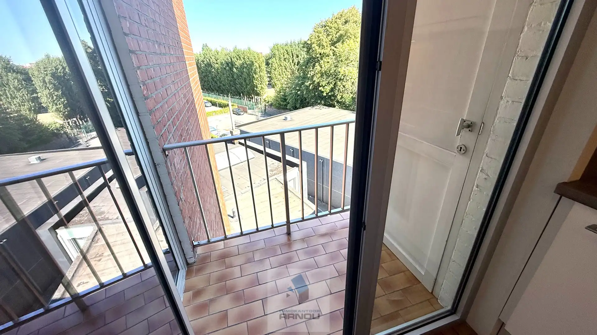 Ruim appartement met 3 slaapkamers en garagebox in het centrum van Deinze foto 6