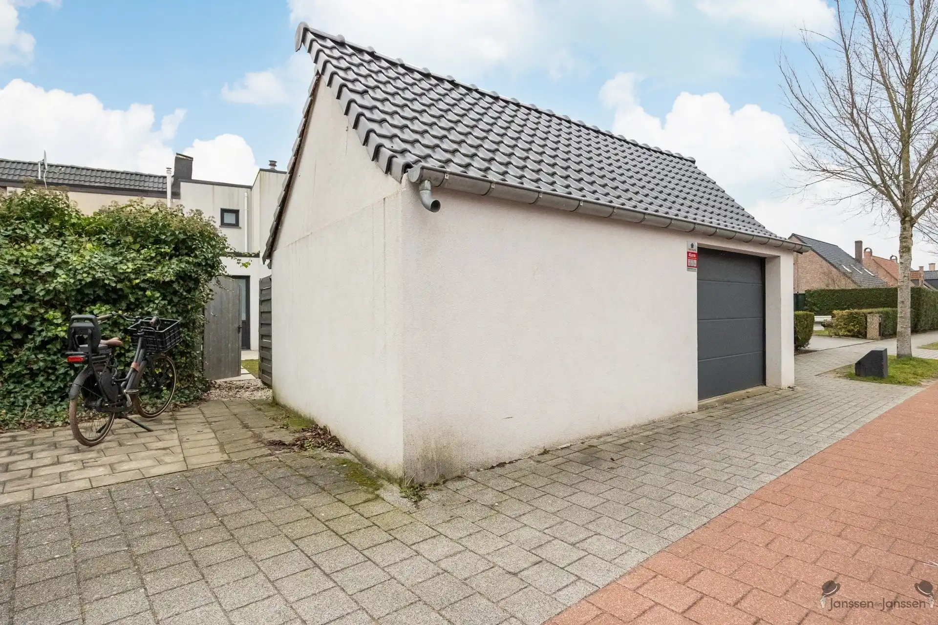 Mooi gerenoveerde woning met EPC B in hartje van Hove foto 29