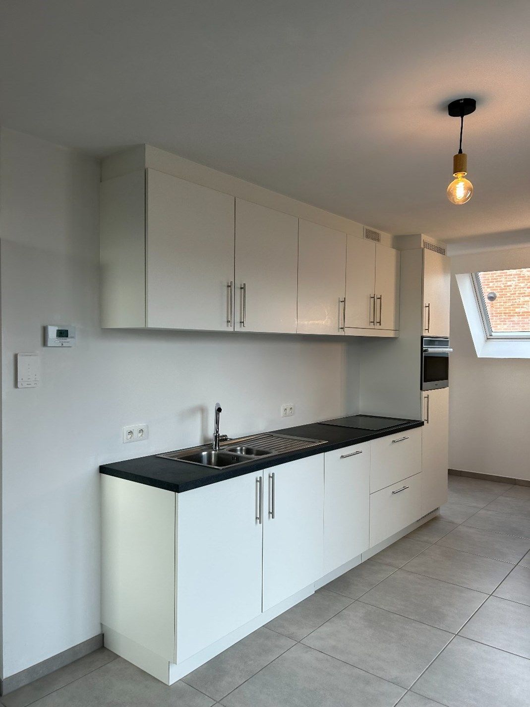 Recent, instapklaar appartement (75 m²) met 2 slaapkamers in vrijstaande, kleinschalige residentie + autostaanplaats foto 4