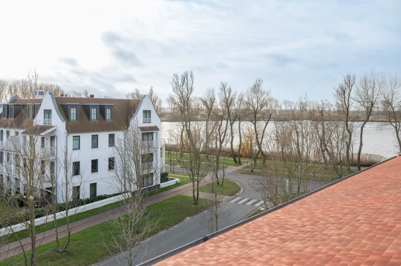 Lumineus en zonnig appartement te Duinenwater met 2 terrassen en open uitzichten  foto 2