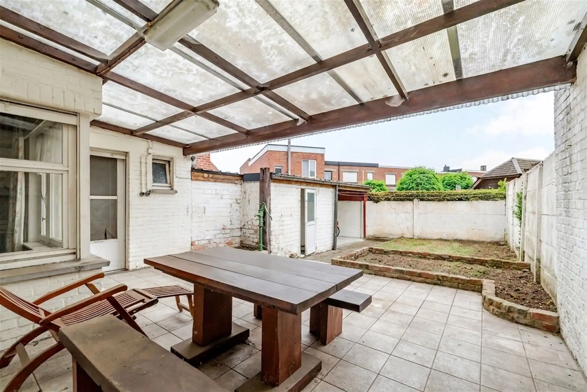 Zeer ruime en karaktervolle woning met 3 slaapkamers, garage en tuin foto 17