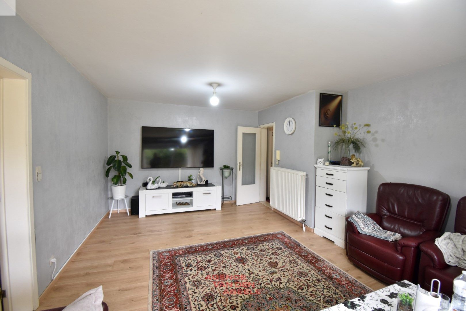 Rustig gelegen gelijkvloers appartement met 2 slaapkamers en fantastische tuin (81m2) foto 2