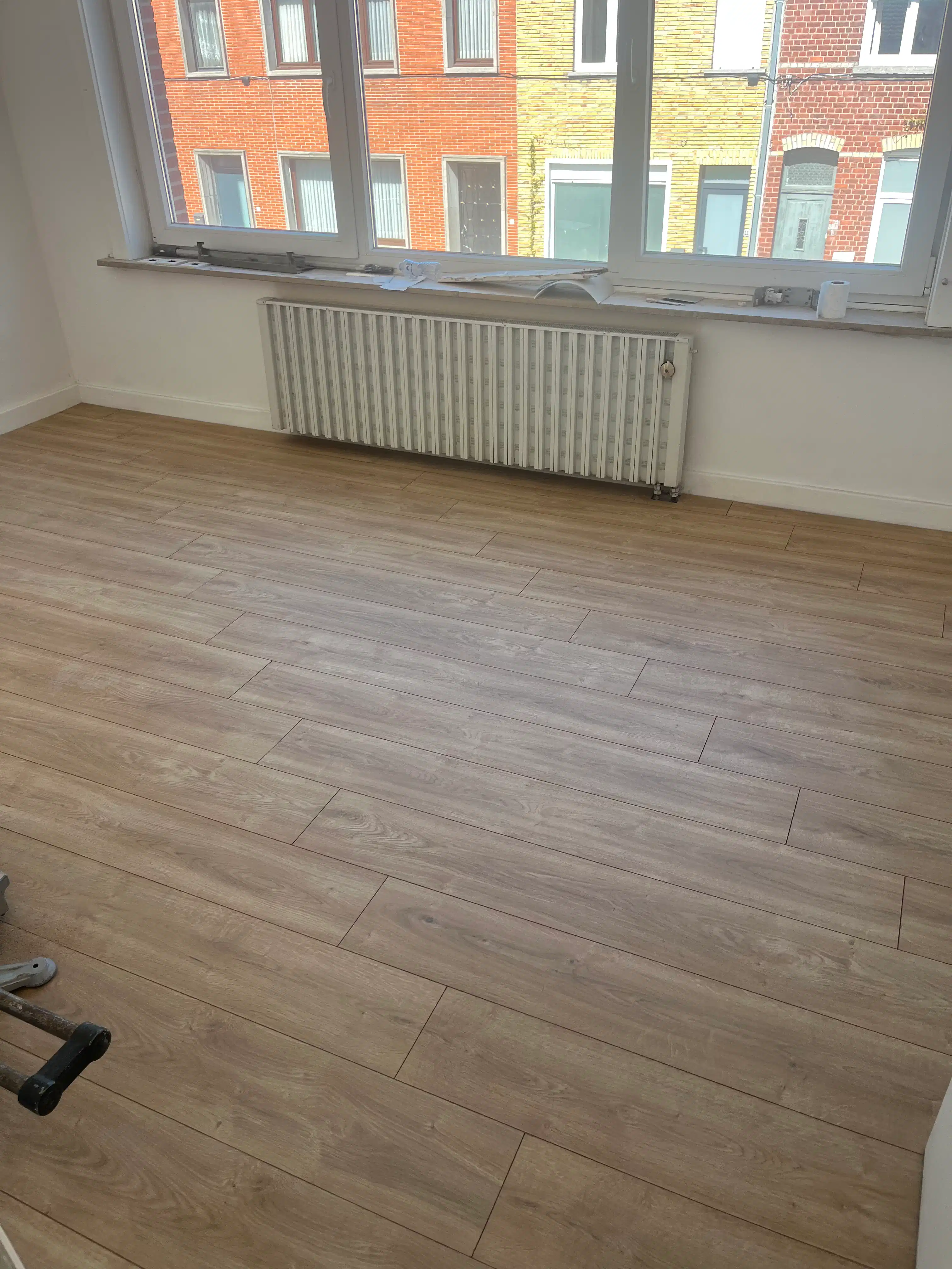 Volledig vernieuwde woning met 3 slaapkamer en dubbele garage. foto 10