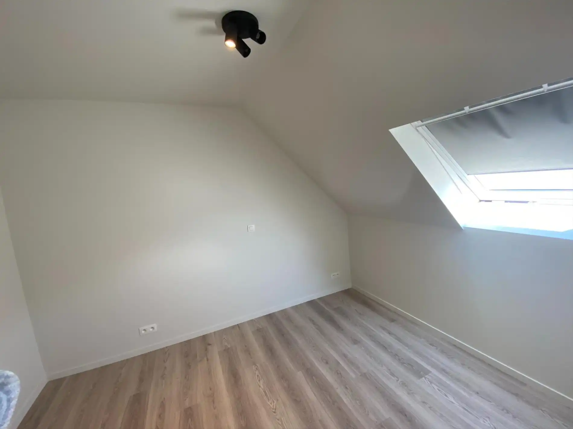 Uitstekend gelegen nieuwbouwwoning met garage foto 9