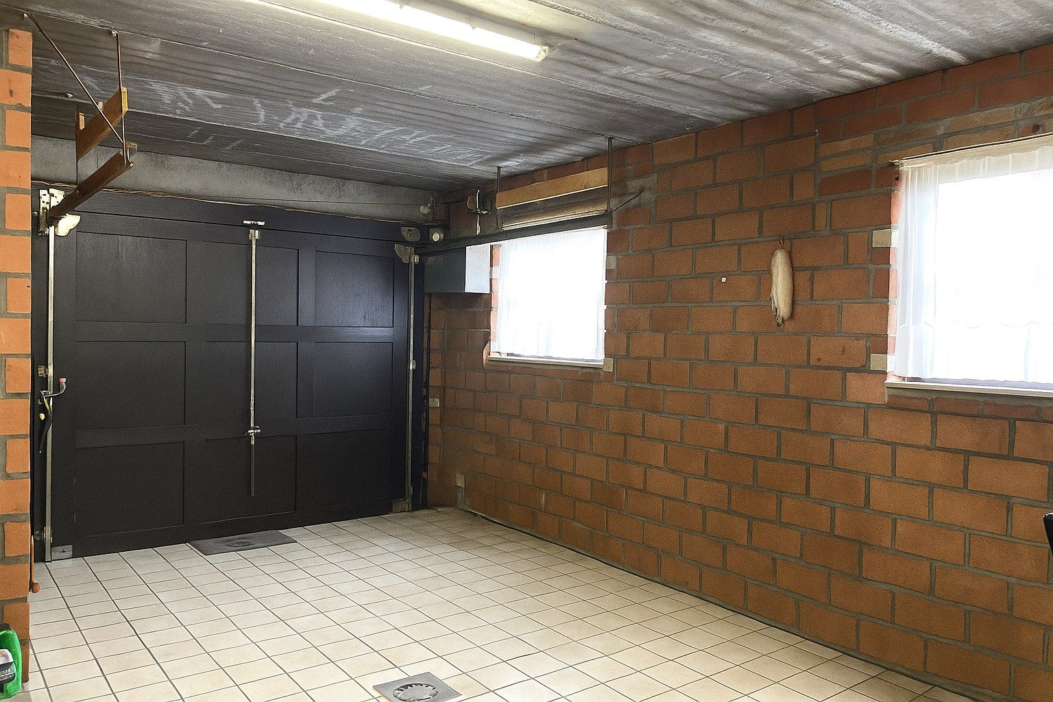 ALLEENSTAANDE WONING MET 3 SLAAPKAMERS | GARAGE EN TUIN IN RUSTIGE WOONWIJK foto 9