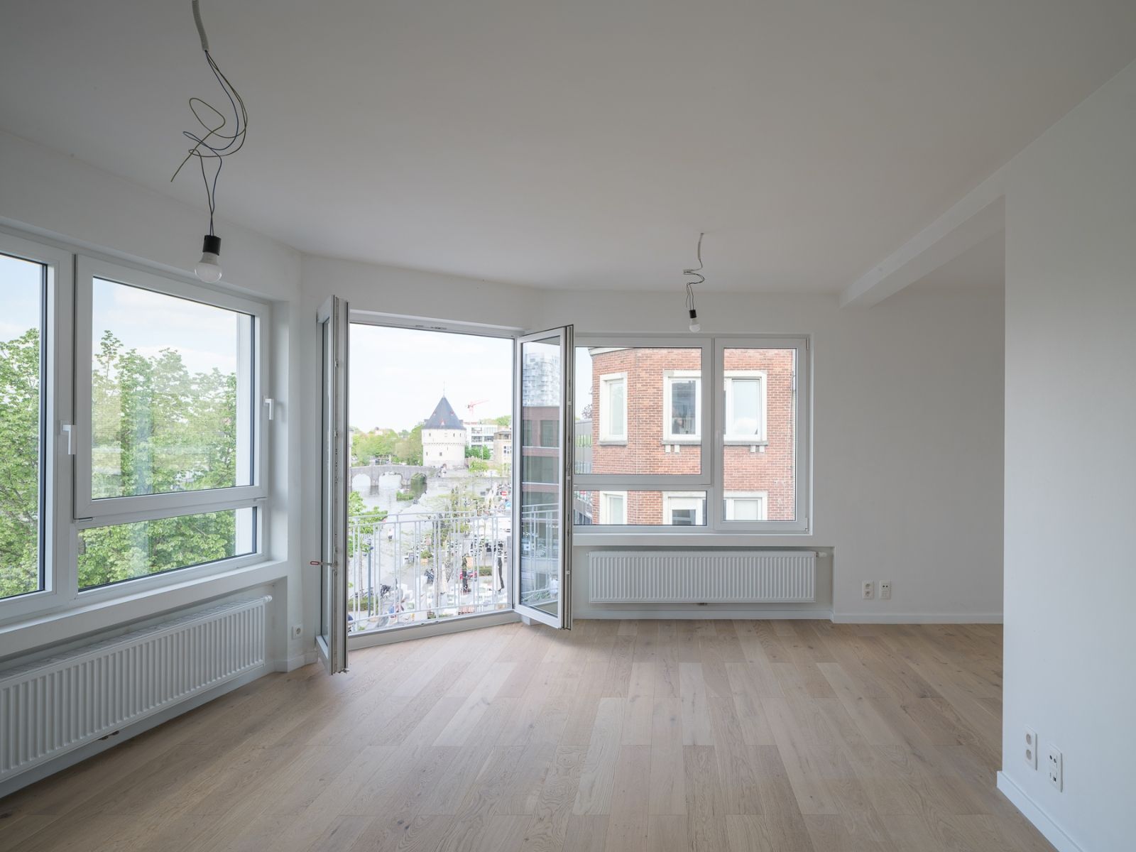 Gerenoveerd 2slpk-appartement hartje Kortrijk foto 5