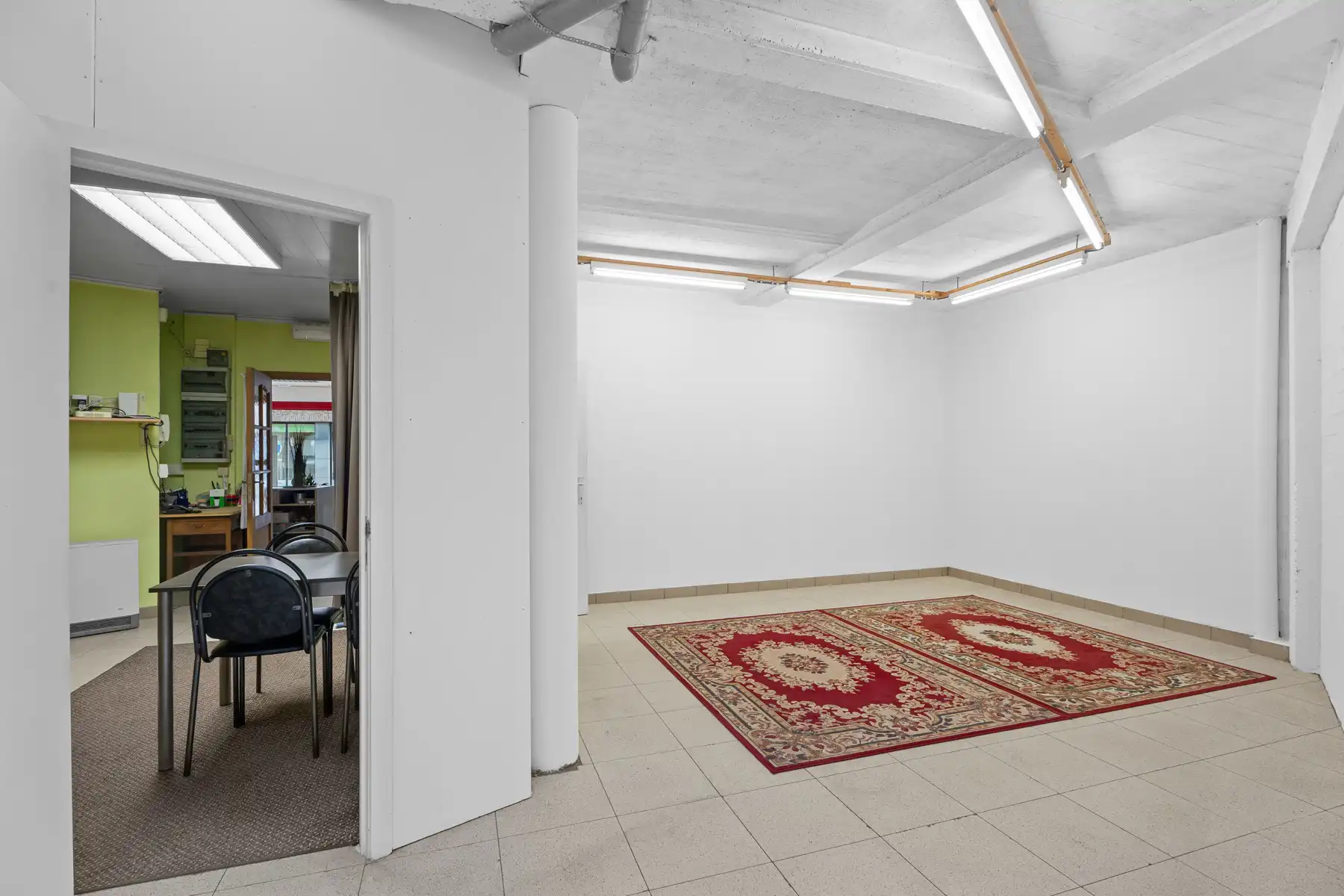 Commercieel pand op een goede locatie foto 5