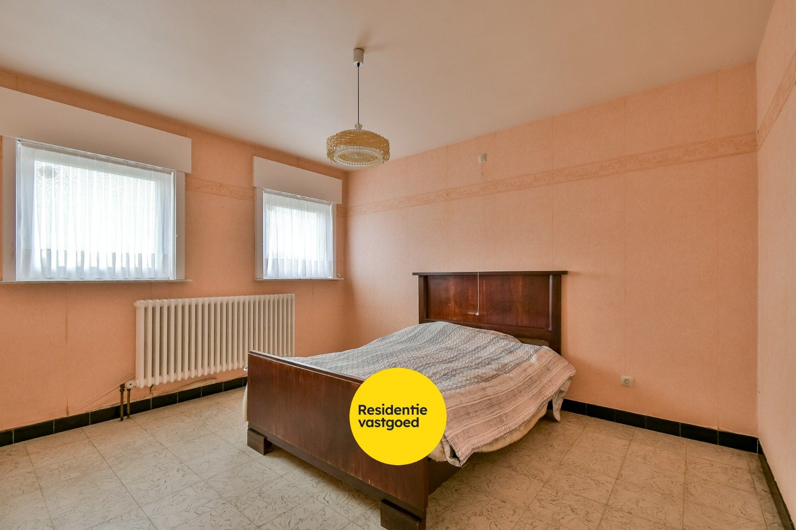 Statige woning met ruime loodsen in Kortemark! foto 11