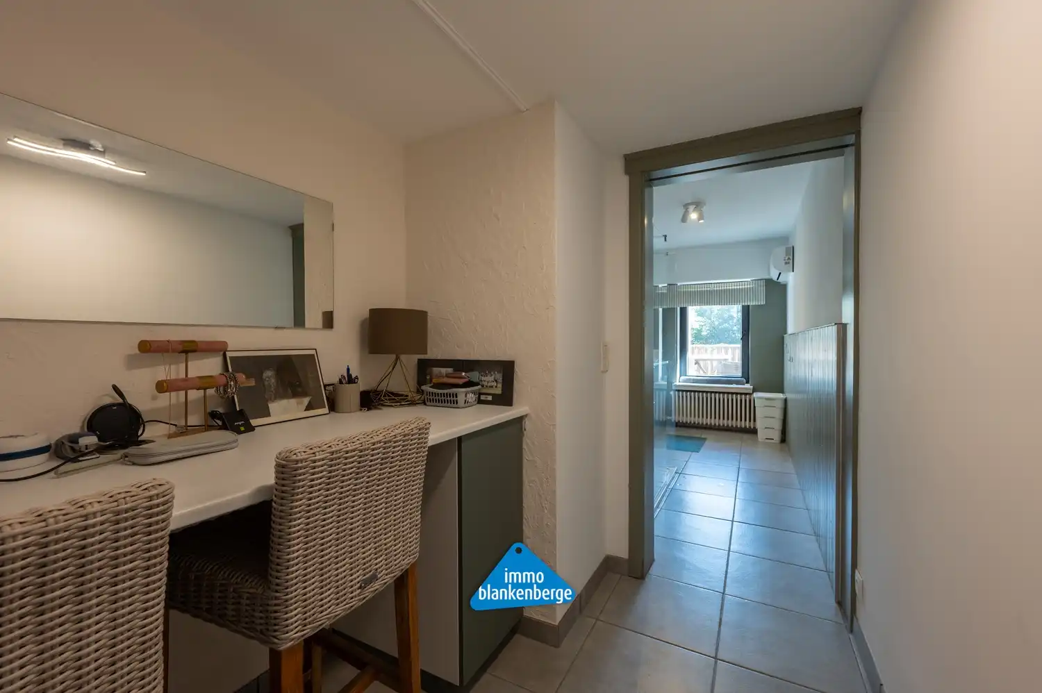 Zeer Ruim en Stijlvol gerenoveerd appartement van 232m² op een toplocatie vlak bij het strand. foto 19