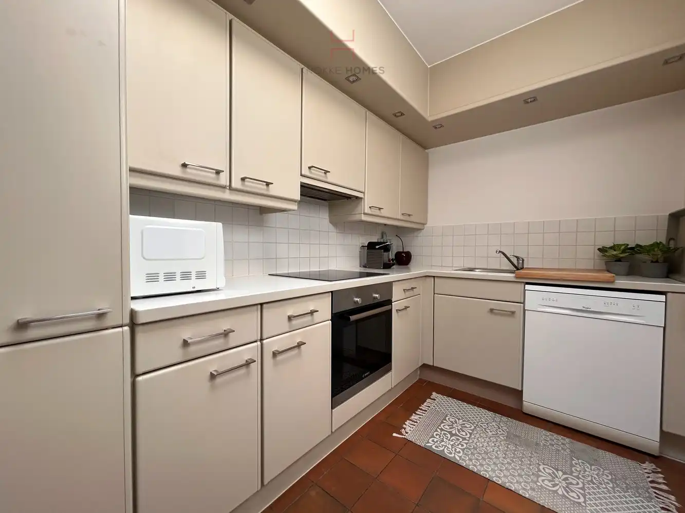 Lichtrijk en gemeubeld 2-slaapkamer appartement in Duinbergen foto 5