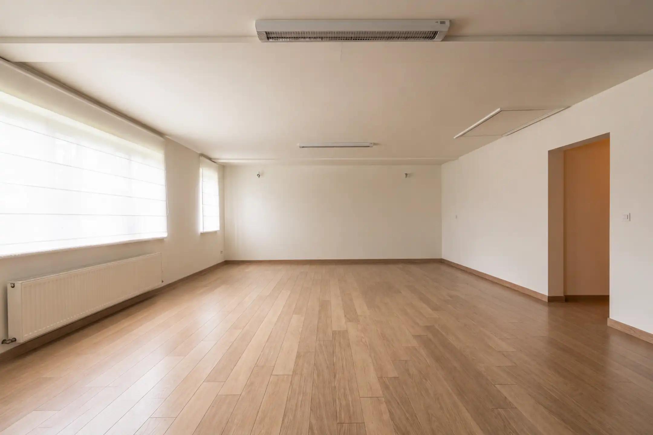 Instapklare villa met 4 slpks en binnenzwembad op 2232m² foto 20