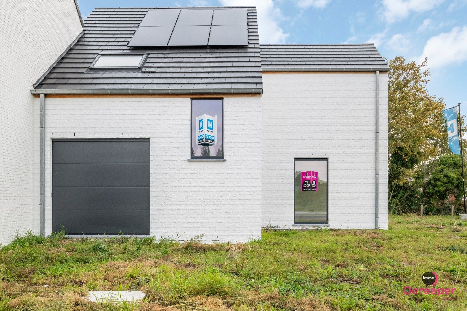 Rustig gelegen halfopen nieuwbouwwoning  foto {{pictureIndex}}