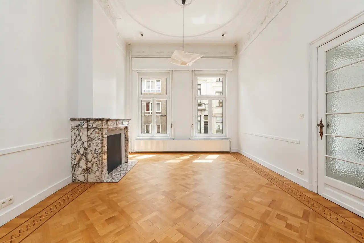 Instapklare en ruime herenwoning (362m²/EPC B) met zalige buitenruimtes op toplocatie te Antwerpen-Zuid: ideaal voor combi wonen/werken! foto 7