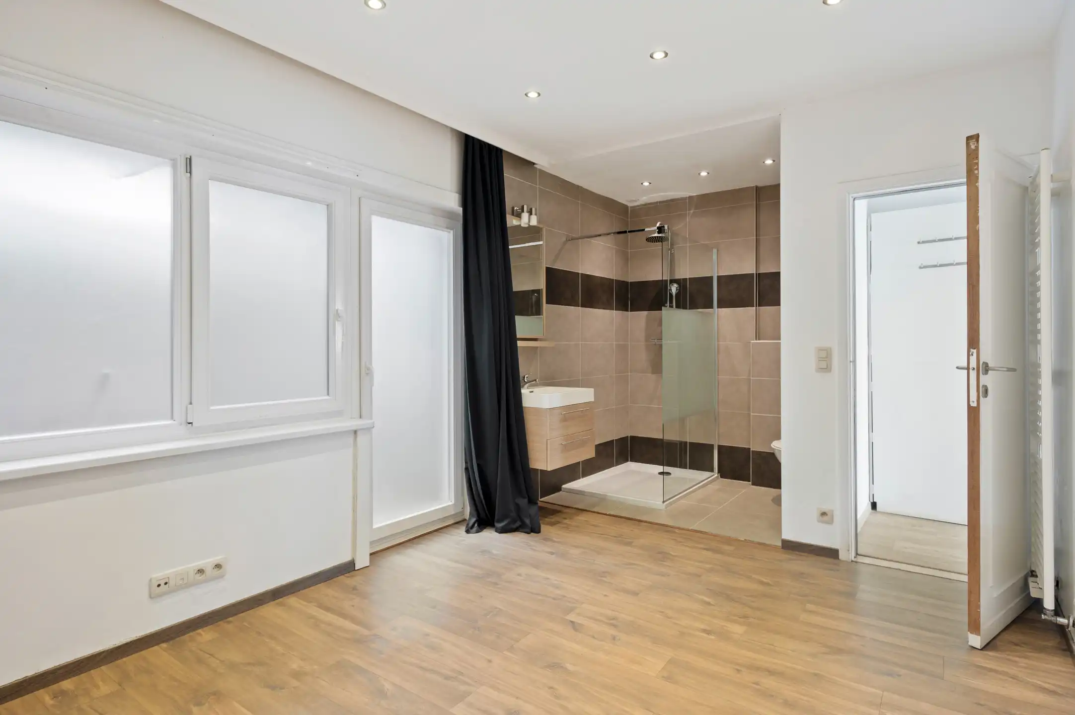 Mooi één-slaapkamer-appartement op toplocatie foto 11