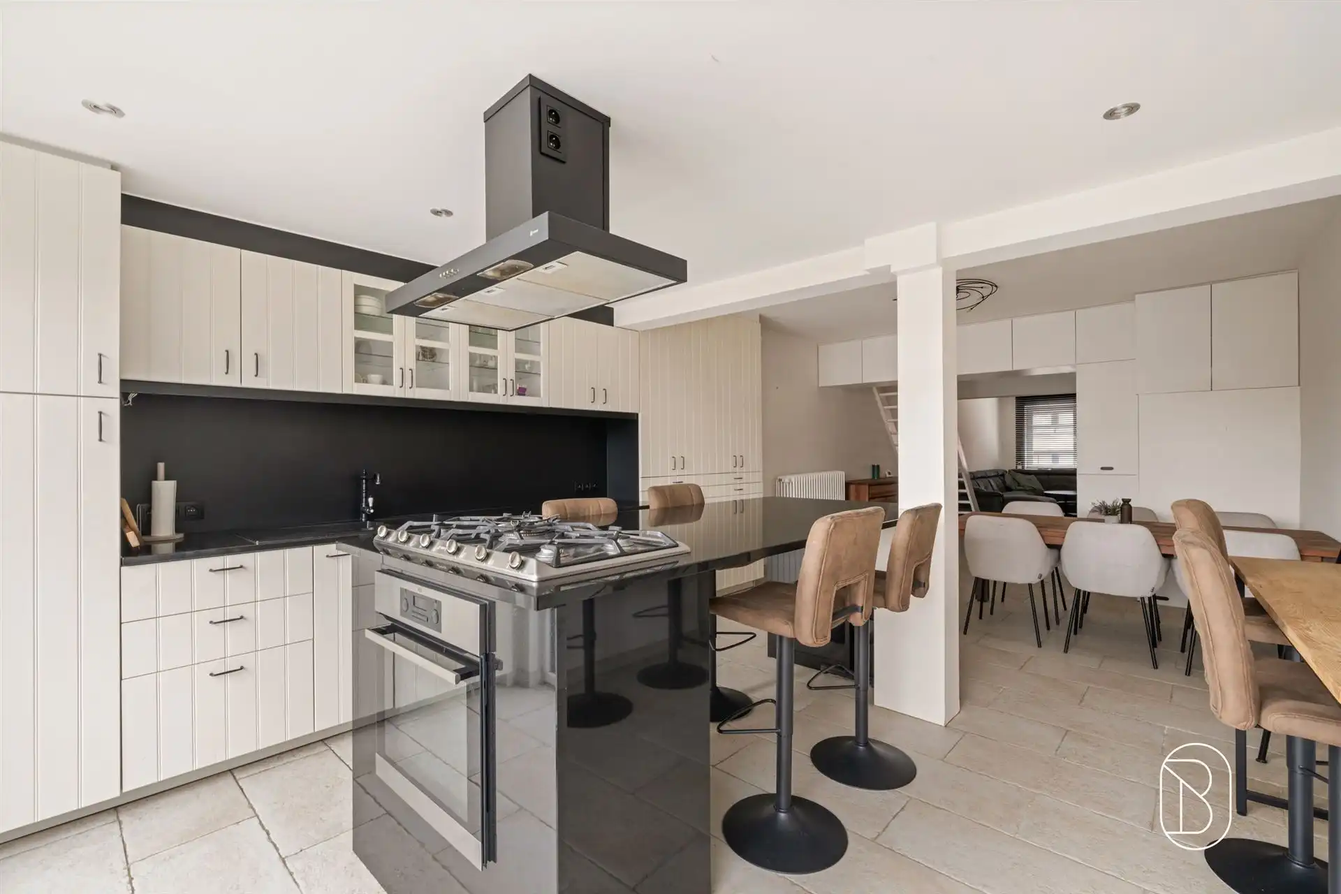 Bel-etage met 3 slpk en garage van 122m² in Kortrijk foto 7