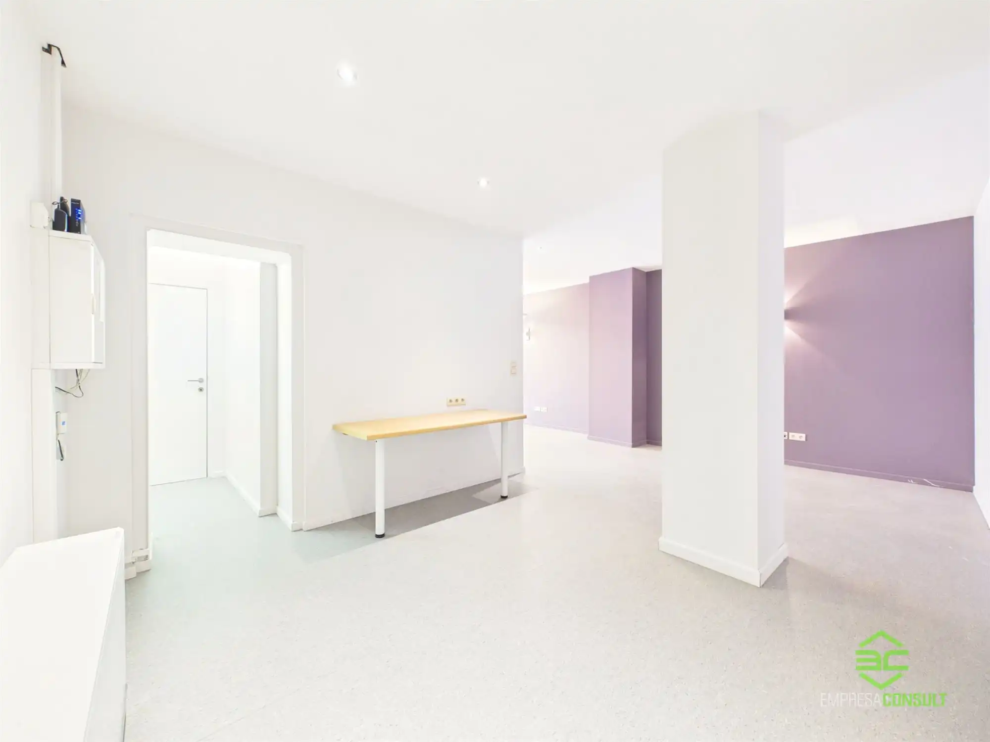 Handelsruimte van 70m² in het centrum! foto 8