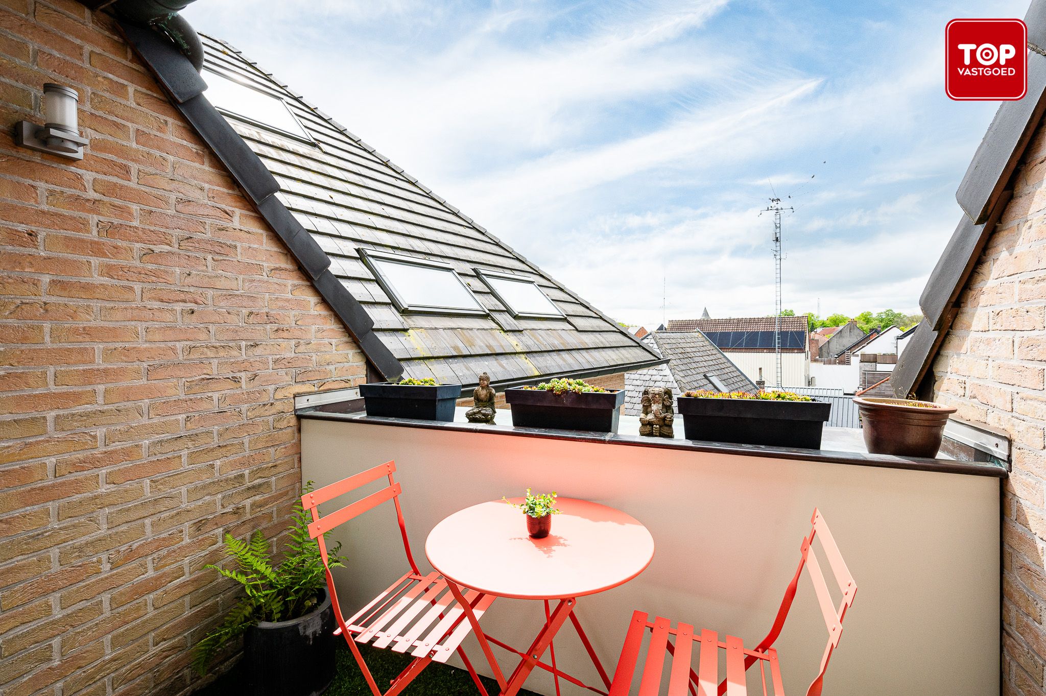 Ruim duplex appartement met 2 terrassen. foto 8