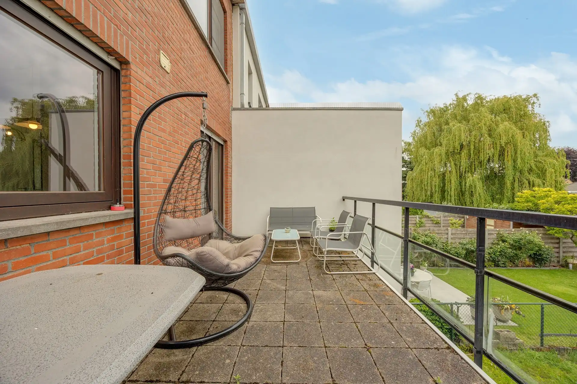 Ruime bel-etagewoning met 3 à 4 slaapkamers, garage en tuin foto 8