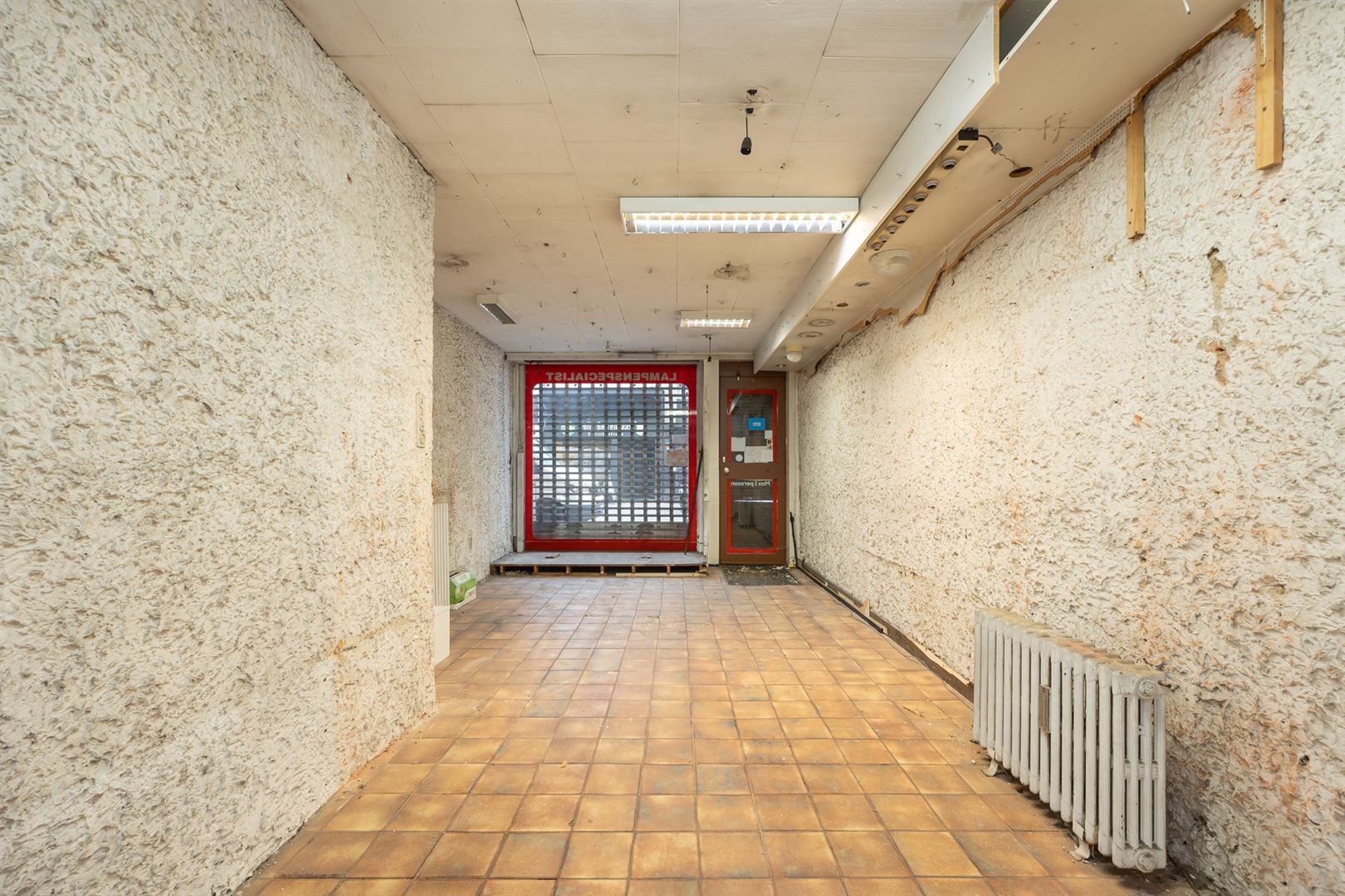Te renoveren opbrengsteigendom op premium locatie foto 4