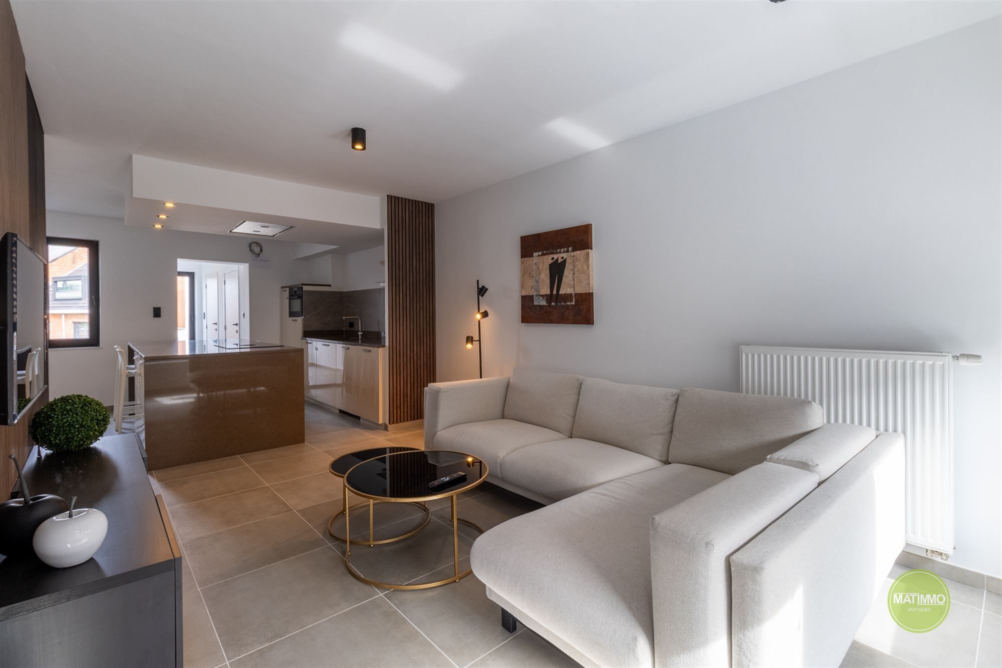 Modern gerenoveerd duplex appartement met terras in Meerhout foto 4