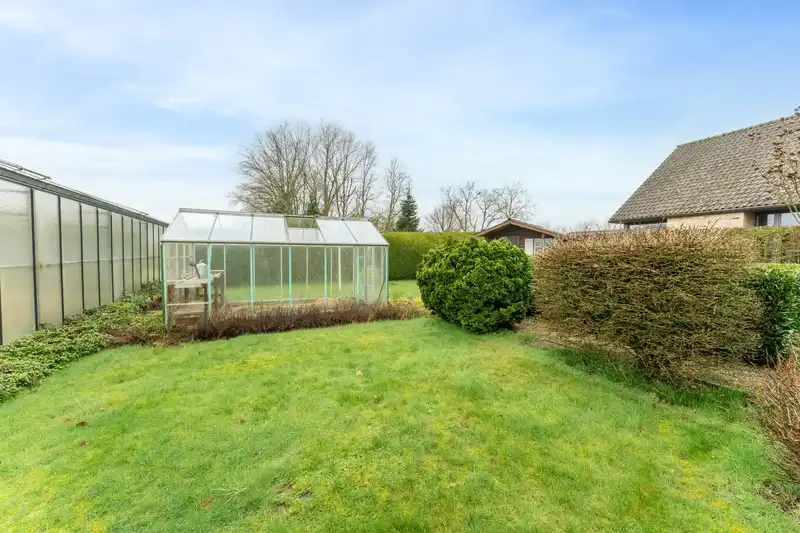 Oostnieuwkerke : Karaktervolle open bebouwing te koop in rustig doodlopend straatje in Oostnieuwkerke foto 17