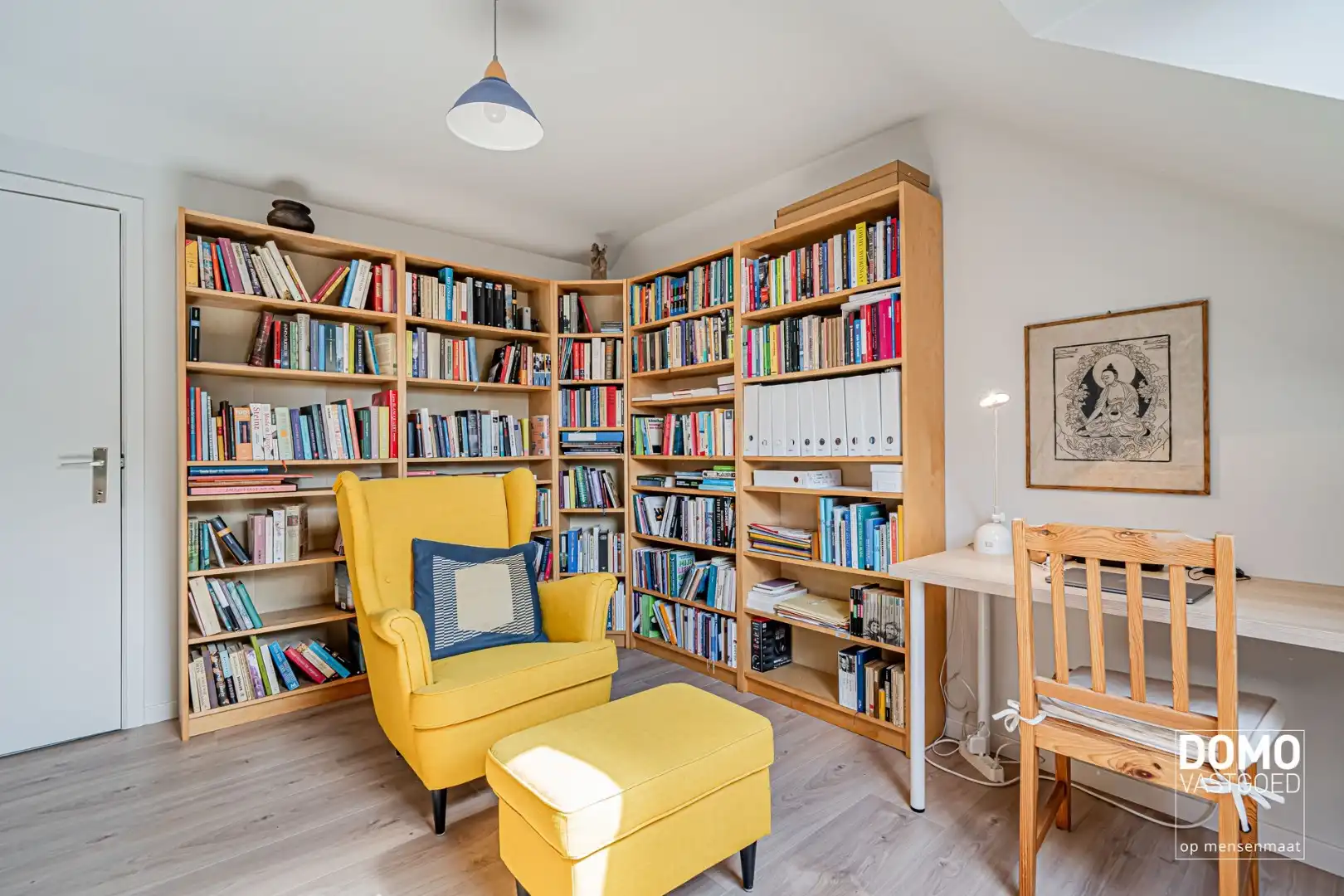 ZUIDWESTELIJK GEORIËNTEERDE DOORZONWONING MET LICHTRIJKE AANBOUW, GEZELLIGE TUIN EN RUIME GARAGE TE KURINGEN (HASSELT)  foto 13
