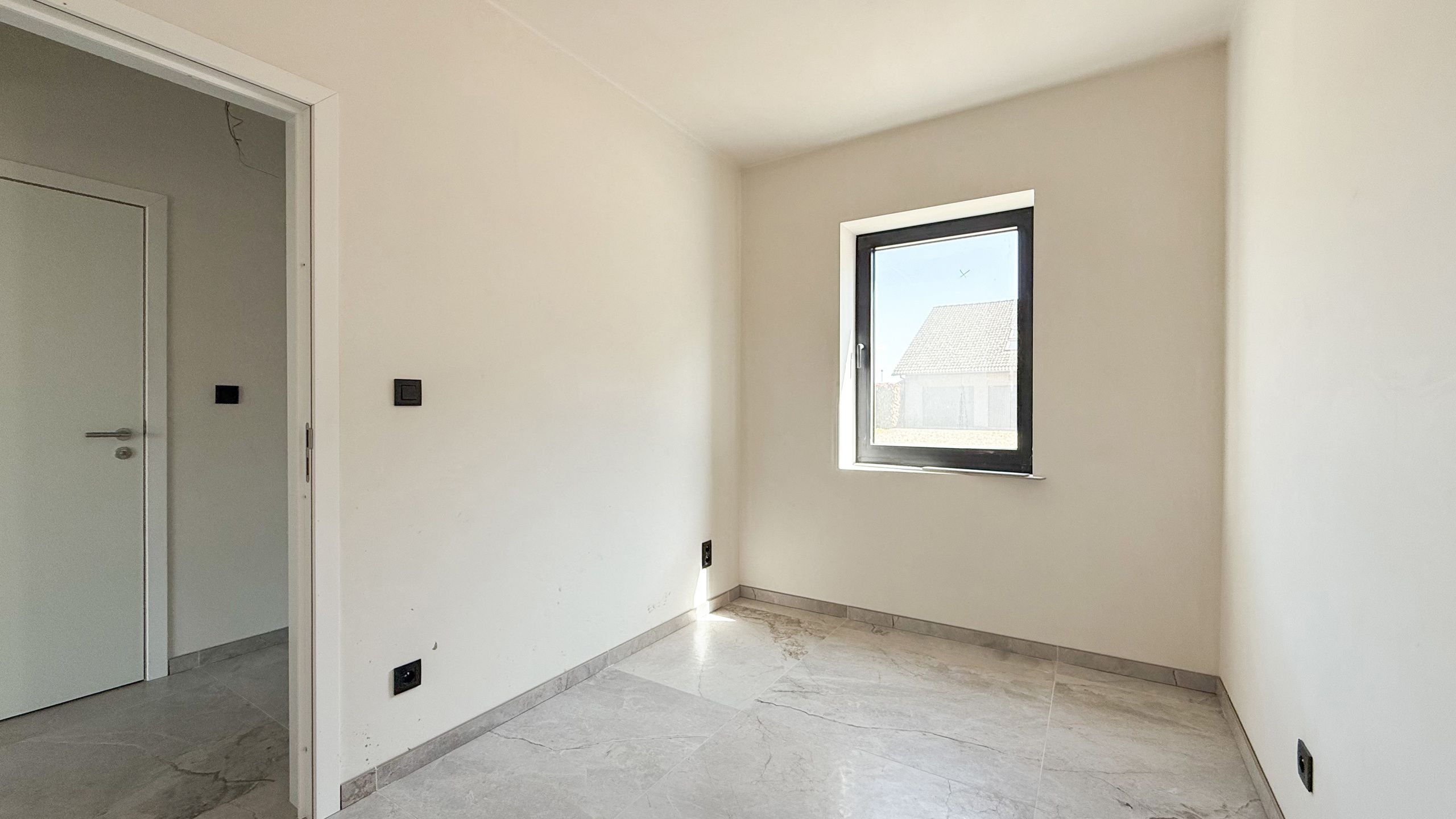 Volledig instapklare nieuwbouwwoning met 3/4slpk te Koersel! foto 14