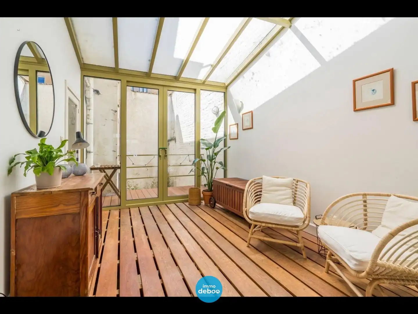 Ruime gerenoveerde duplex vakbij strand en zee foto 4