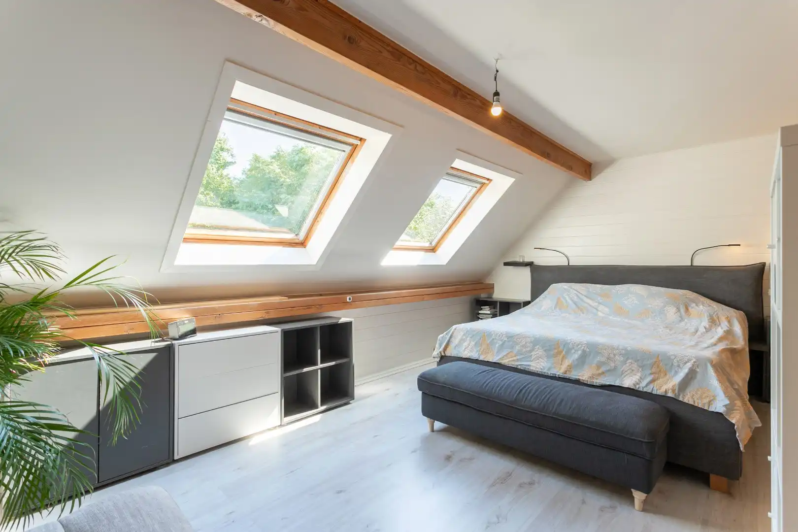 Ruime woning gelegen in een groene omgeving foto 22