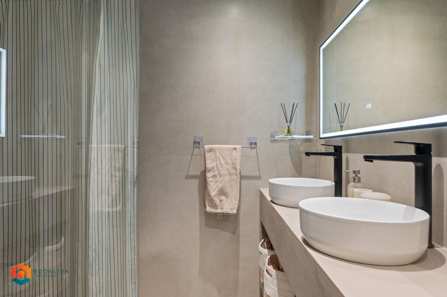 Gerenoveerd app. met 2 slpkrs in het centrum van Mechelen foto 12