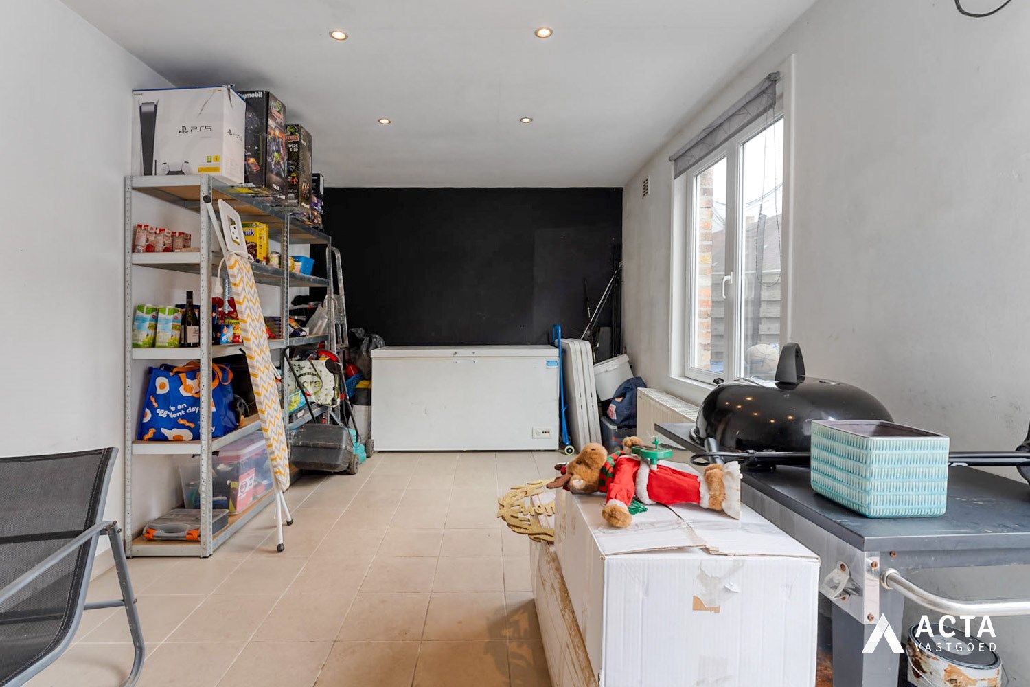 Gezinswoning met twee slaapkamers en tuin in Adinkerke foto 11
