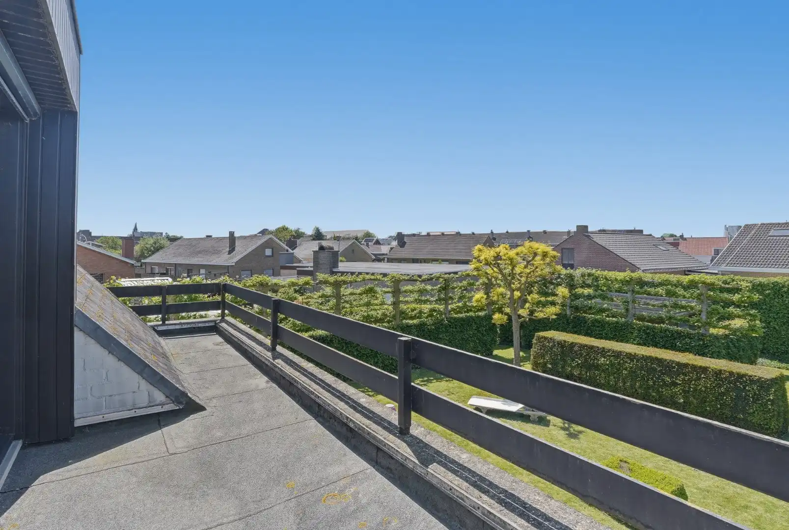 Alleenstaande woning met zonnige tuin op 980 m² foto 19