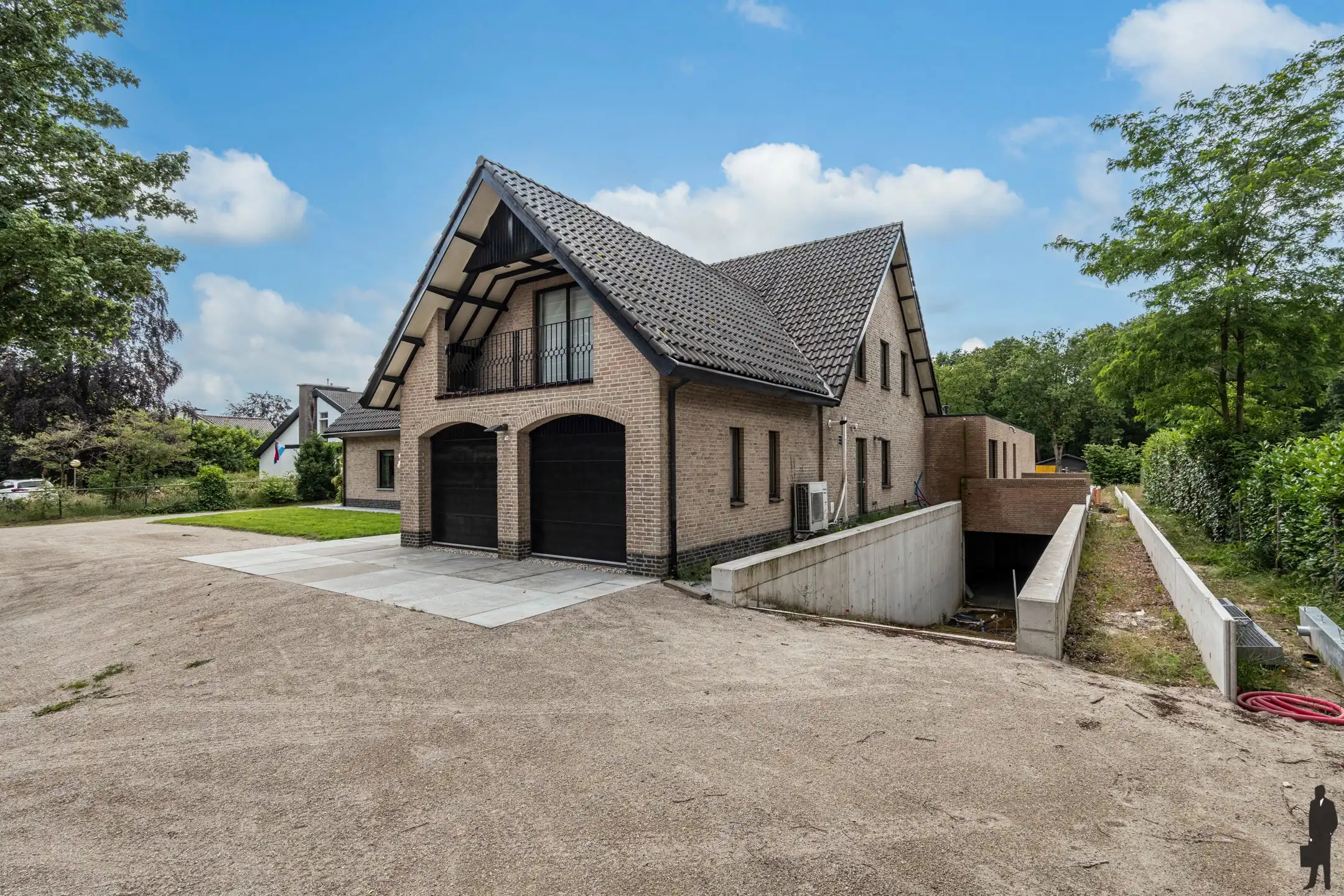 Exclusieve woning met meer dan 1.000 m² potentieel op een perceel van circa 5.800 m²! foto 30