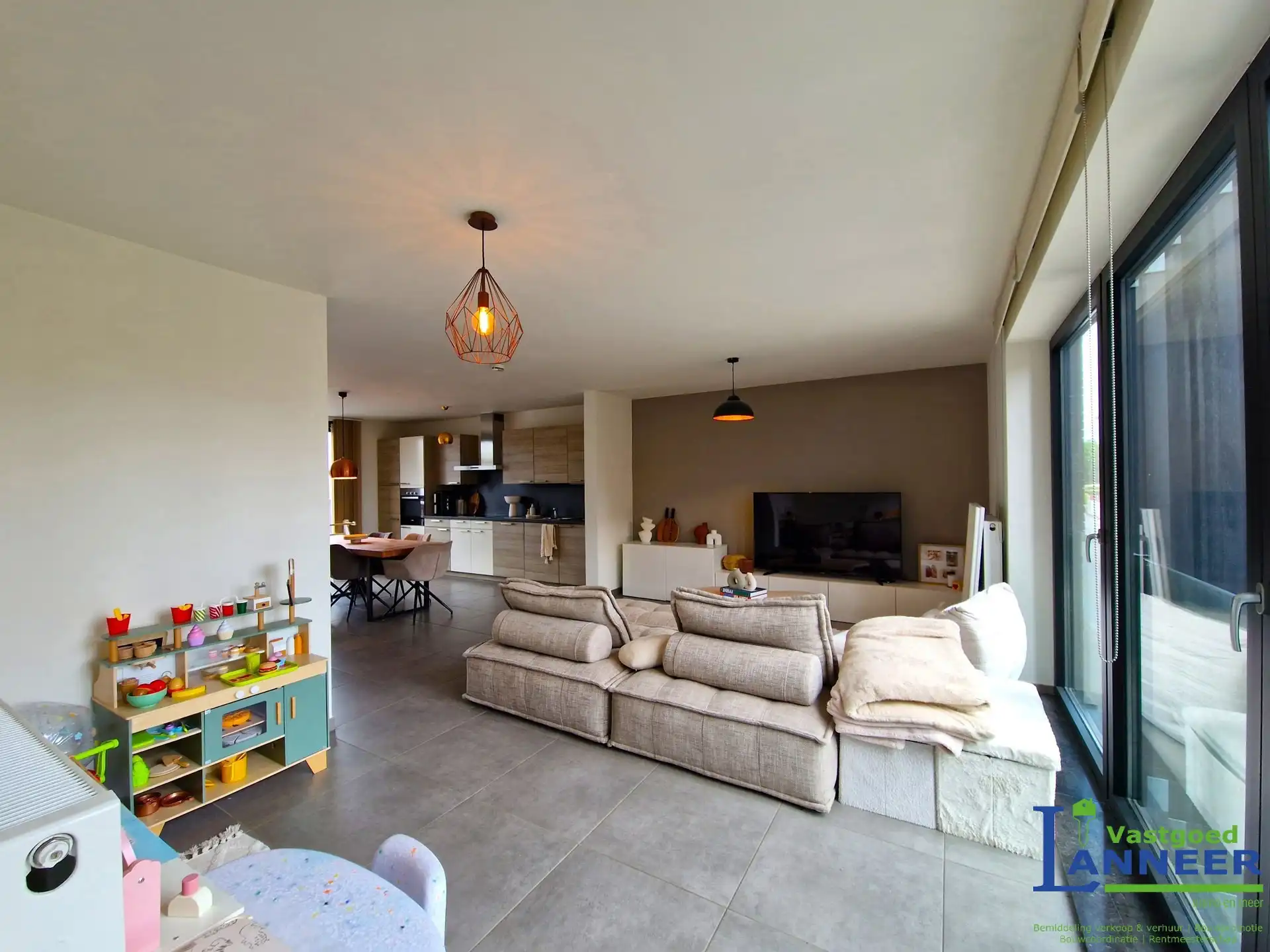 Duplex appartement met 3 slaapkamers en groot terras foto 2