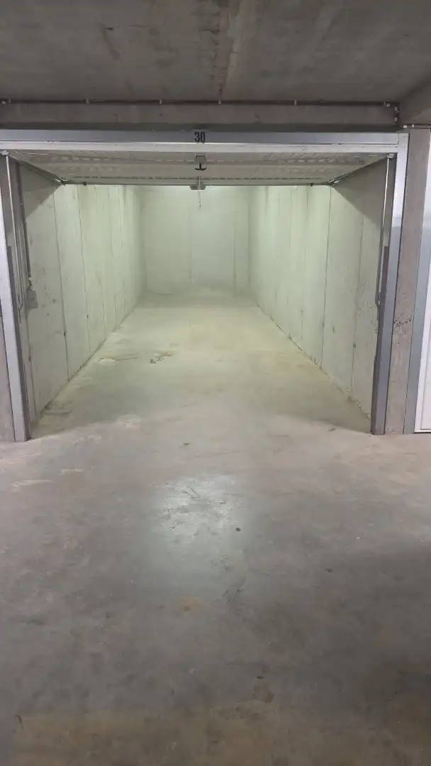 Garage te koop foto 3
